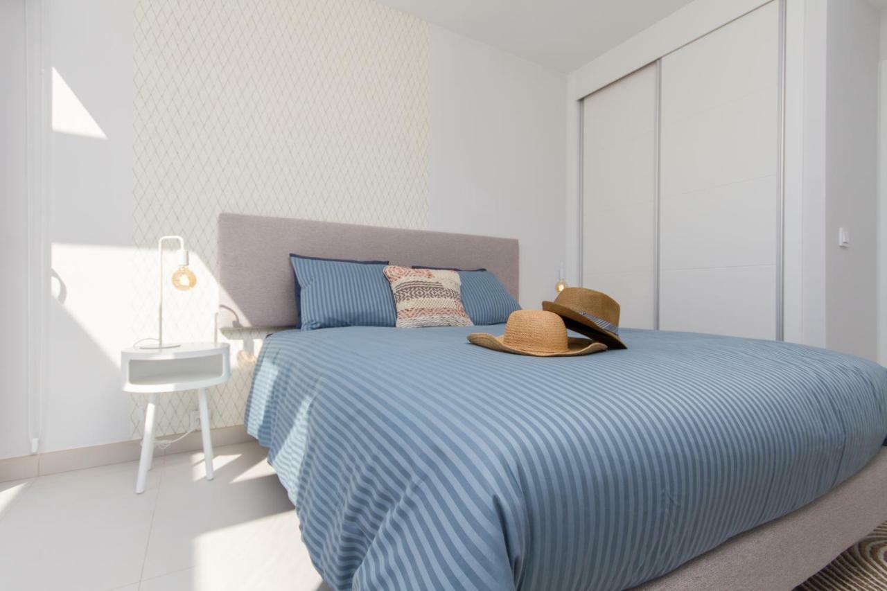 Urbano Blanco Apartments กัลเป ภายนอก รูปภาพ