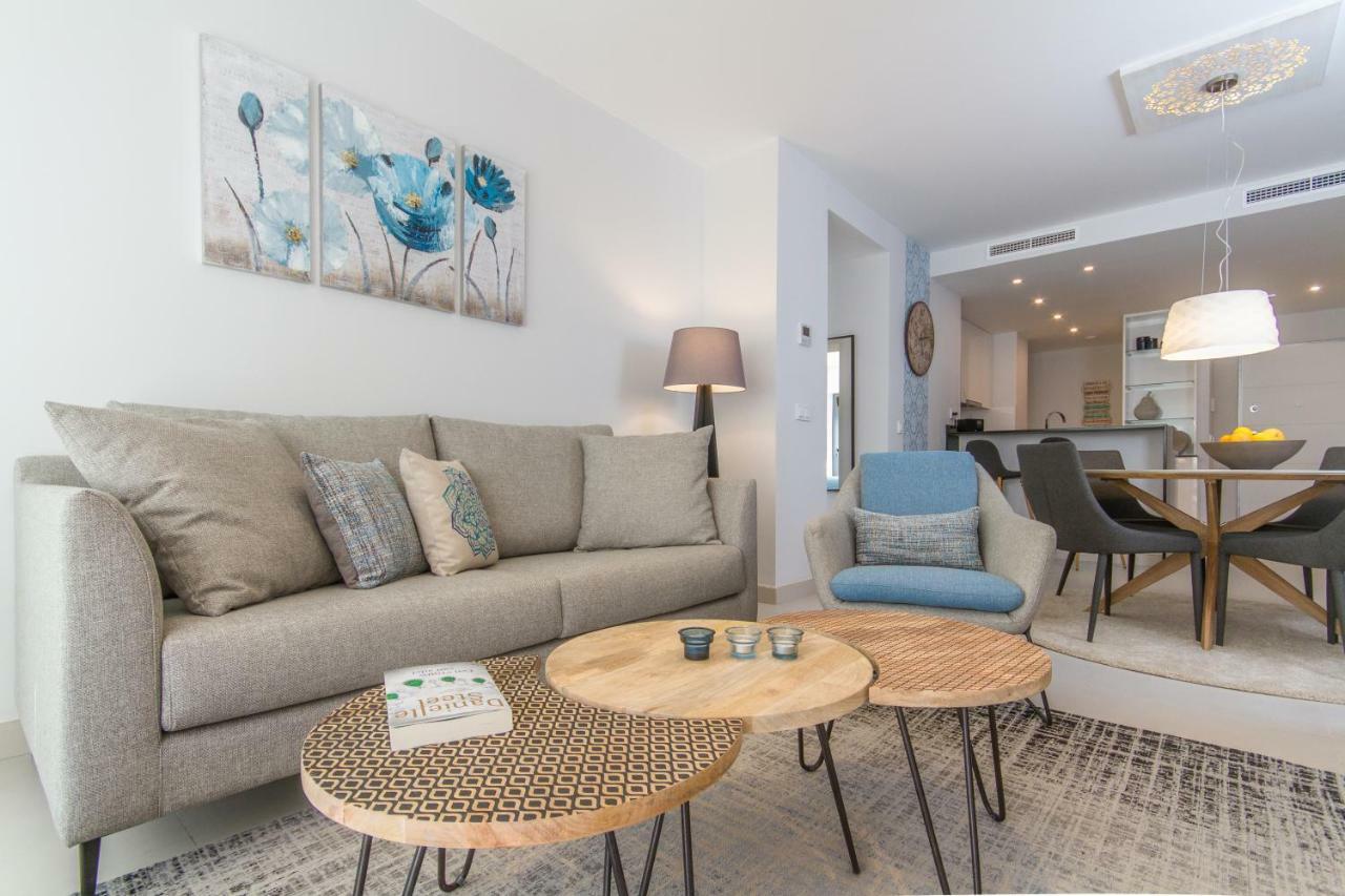 Urbano Blanco Apartments กัลเป ภายนอก รูปภาพ