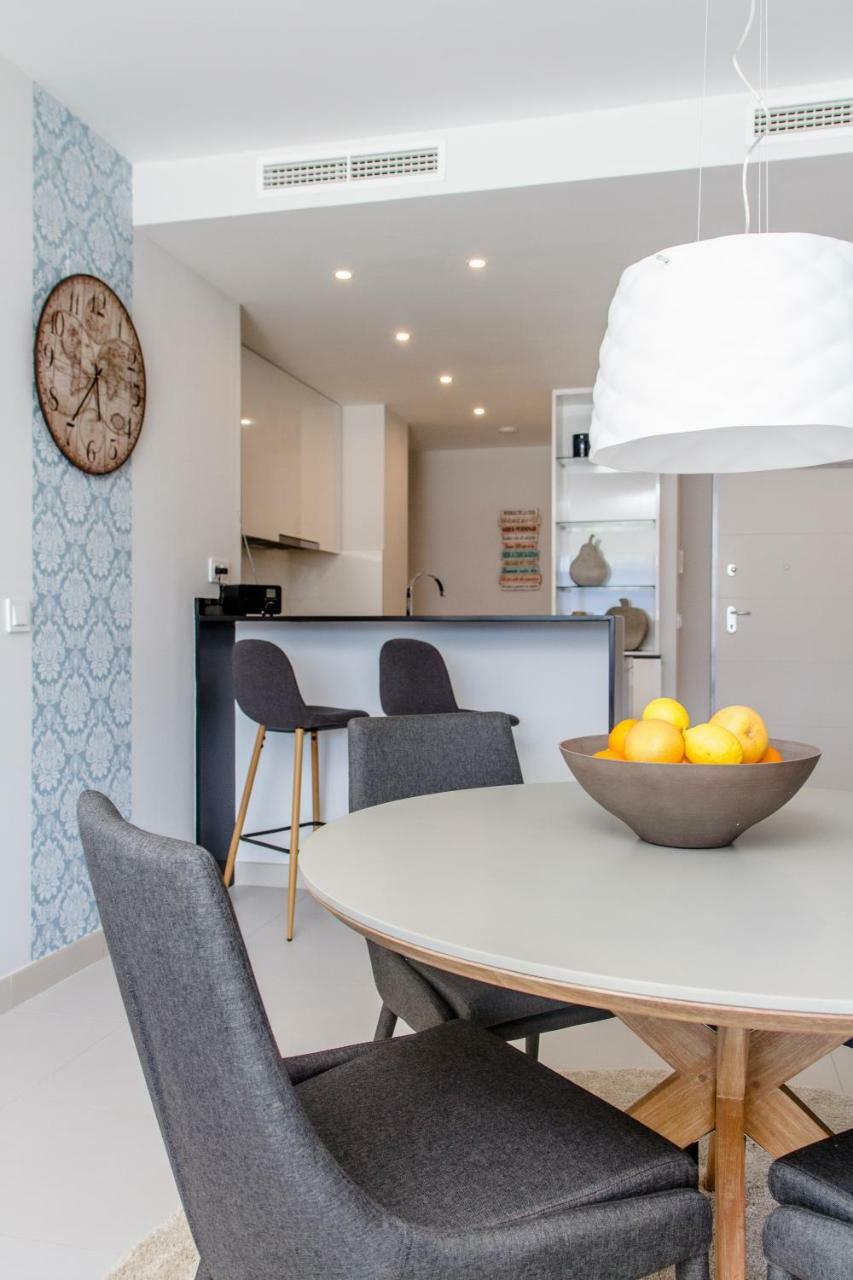 Urbano Blanco Apartments กัลเป ภายนอก รูปภาพ